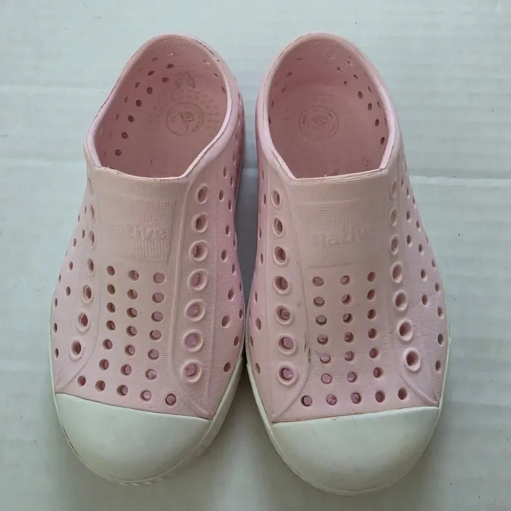 Native Jefferson Sneakers‎ Slip On Shoes Size C8 Lightweight Washable Pink